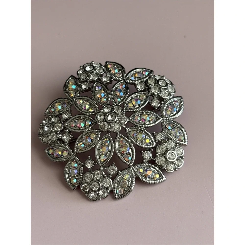 Vintage Monet Aurora Borealis Brooch Star Burst Flower Signed Rhinestone Pin 2